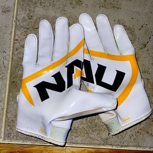 Adidas 11.0 NAU football gloves